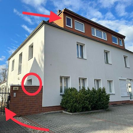 Rosewood - Apartment By Comfort Housing Falkensee Kültér fotó