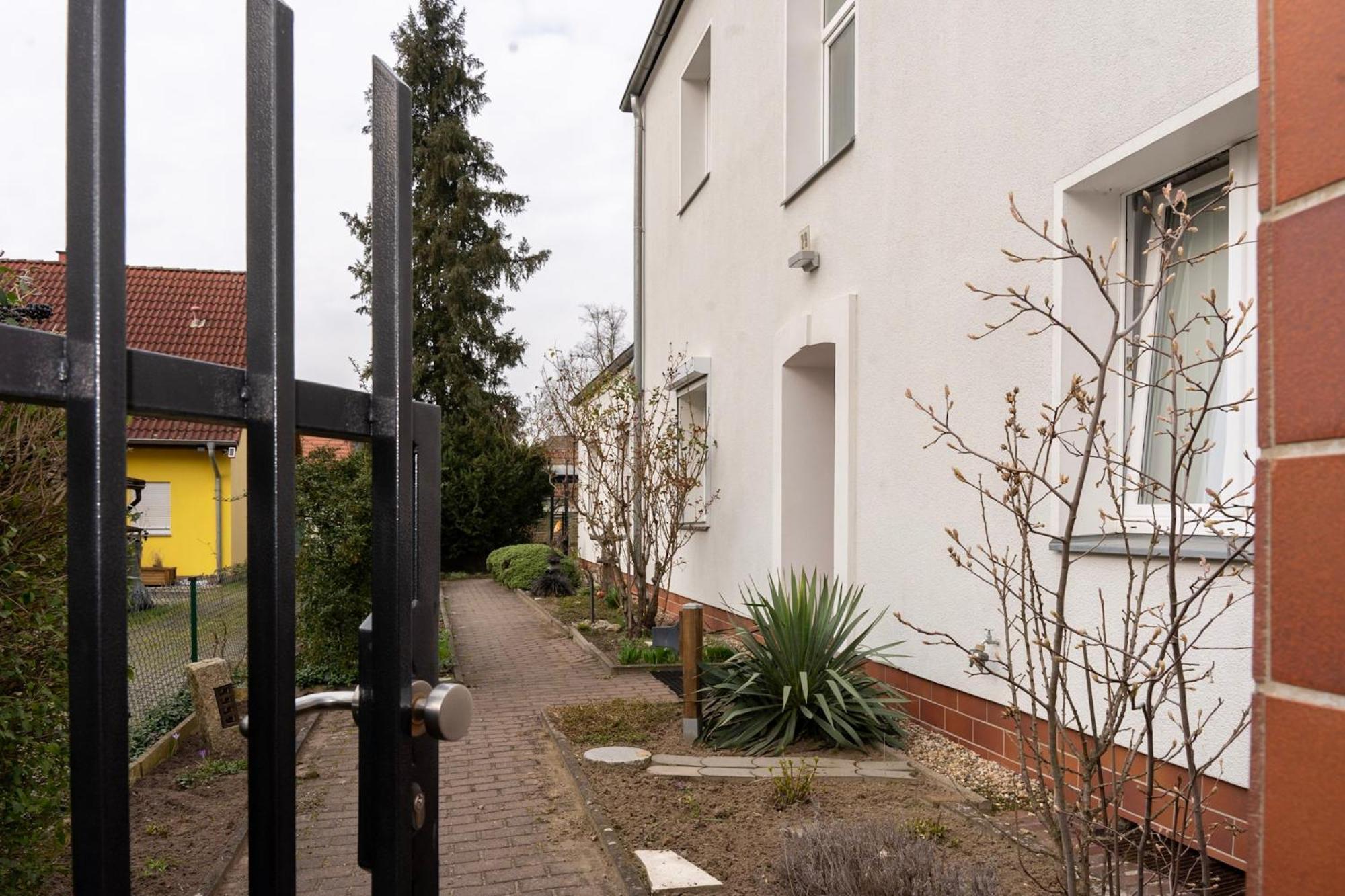 Rosewood - Apartment By Comfort Housing Falkensee Kültér fotó